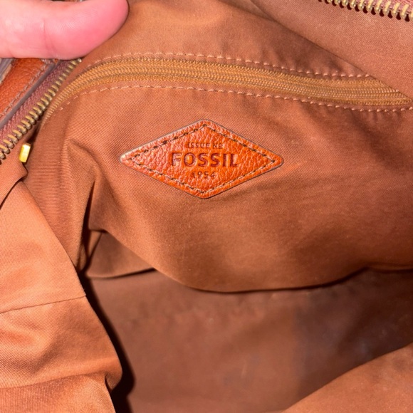 Fossil Sadie Brandy Leather Crossbody Bag - Picture 15 of 16